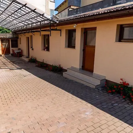La Bebe 3 Apartment Hunedoara Exterior photo